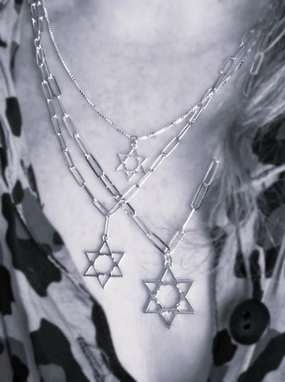 Star Of David With Hearts Necklace